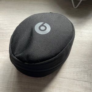 Beats Solo3 Wireless On-ear Headphones